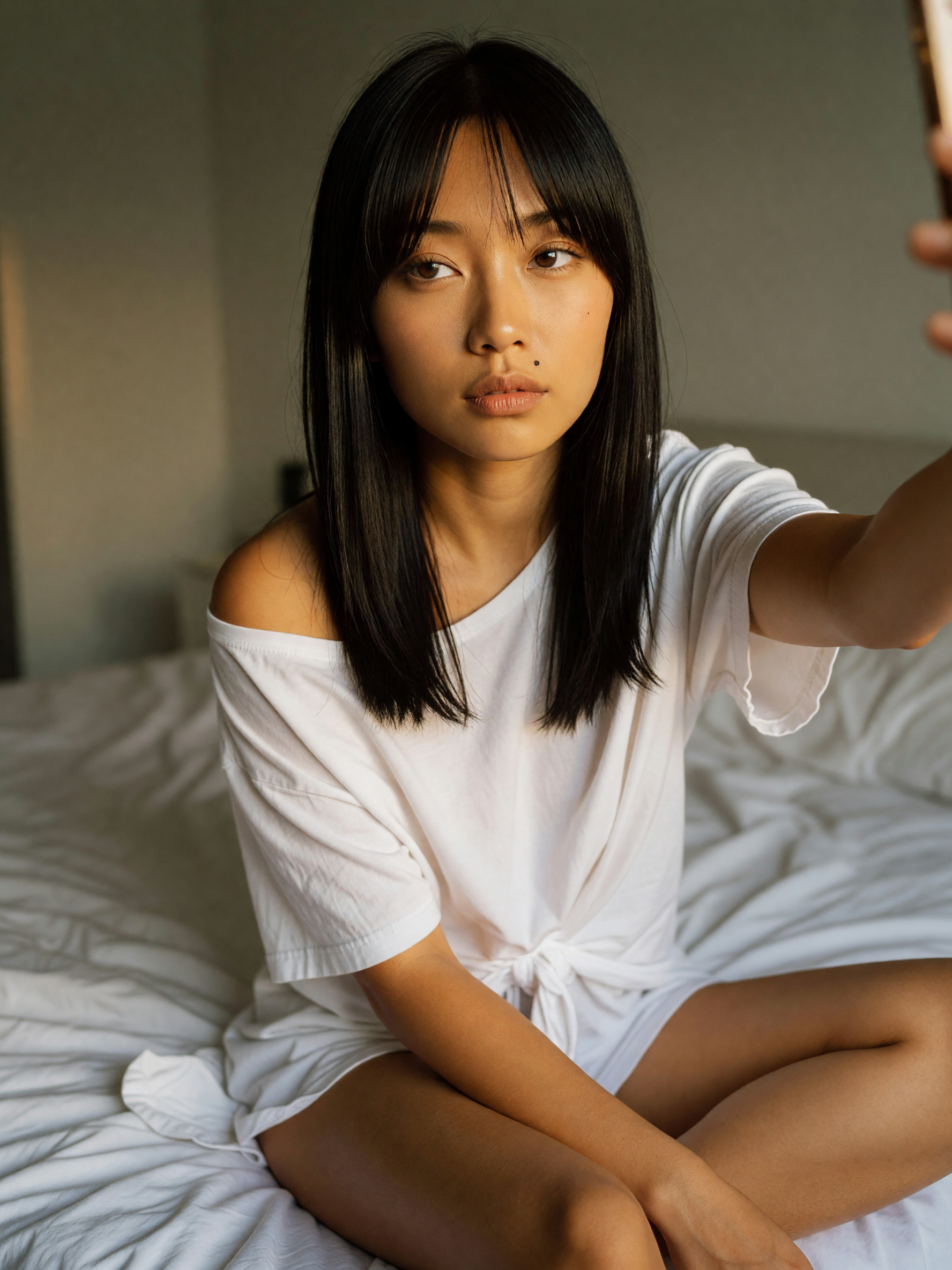 just rolled out of these sheets and the light is too soft to ignore. robe half o
