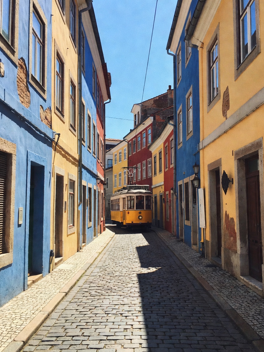 first time in lisbon and every corner looks like a postcard. walked these cobble